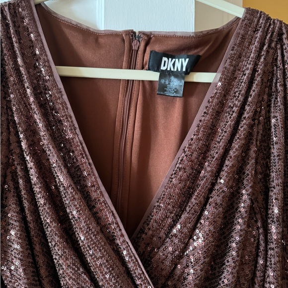 Donna Karen  brown sequins  long sleeve dress, A line. Worn once - gorgeous . - Picture 2 of 3